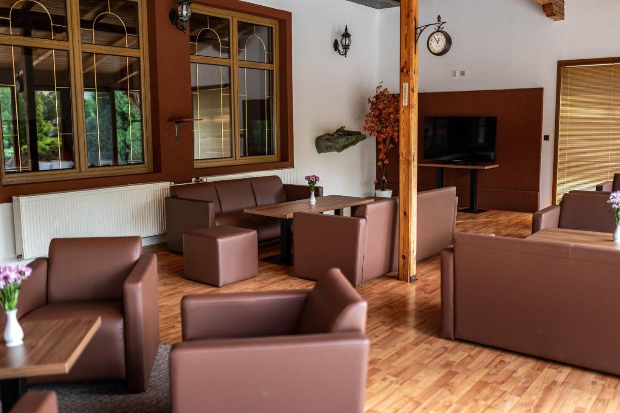 Hotel David Velke Bosany Екстериор снимка
