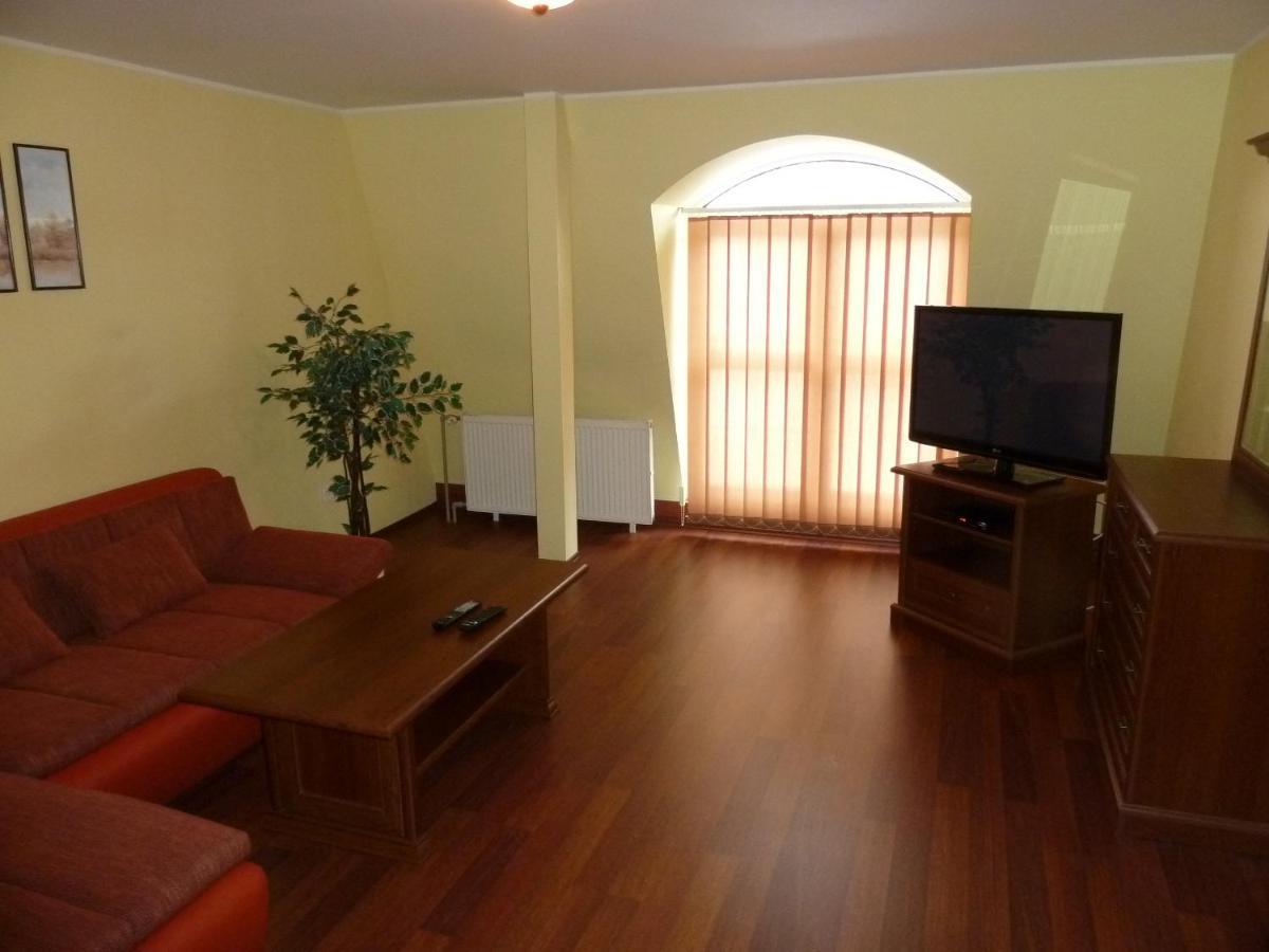 Hotel David Velke Bosany Екстериор снимка