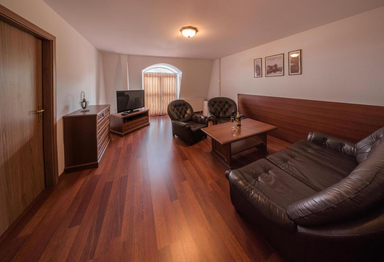 Hotel David Velke Bosany Екстериор снимка